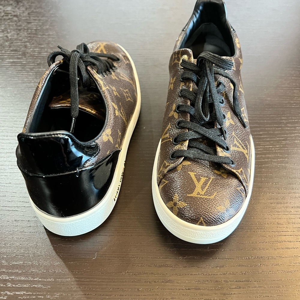 Louis Vuitton frontrow sneaker cacao. Size 40. - Picture 3 of 6
